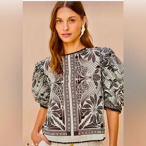 Farm Rio puff sleeve blouse